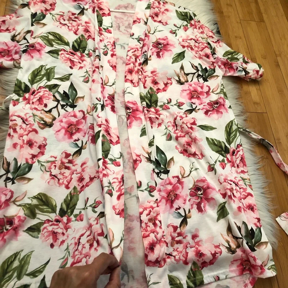 Show Me Your Mumu Pink Roses Floral Prints White Open Front Robe Lounge Wear OS